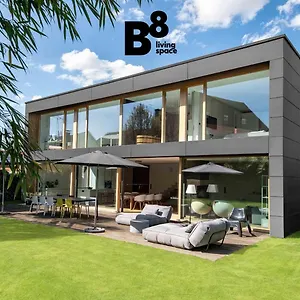 B8 - Exklusive Architektenvilla Fuer 4-10 Personen, Nürnberg